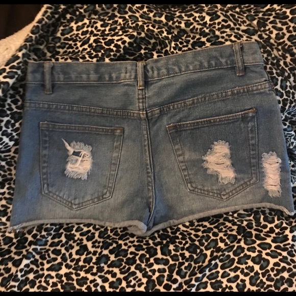 Forever 21 - Picture 2 of 3